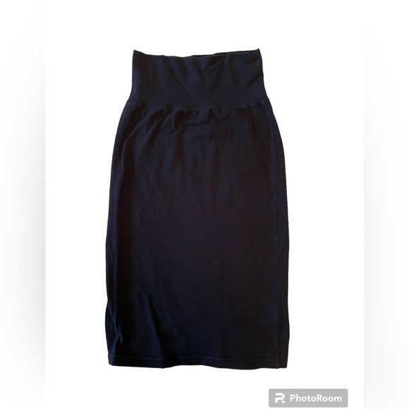 Aritzia Wilfred Black Highwaisted Pencil Skirt - Picture 1 of 4